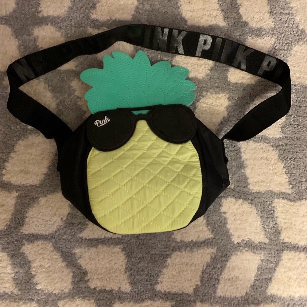 PINK Victoria secret lunch box